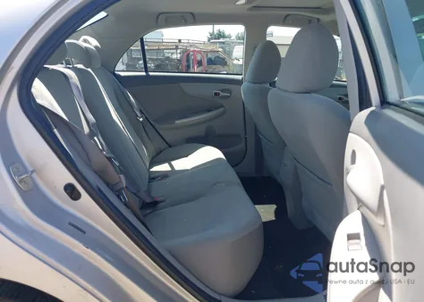 2010 Toyota Corolla Le z USA, uszkodzony, nr VIN 2T1BU4EE1AC445539